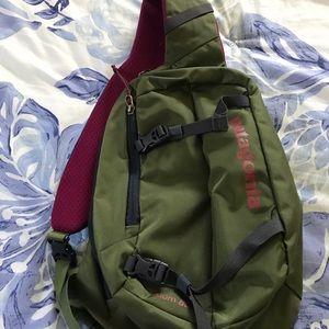 Patagonia 8L Atom Sling